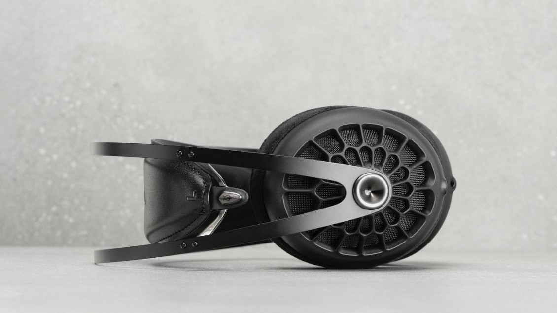 MEZE AUDIO 105AER > Ear Fidelity recenzija