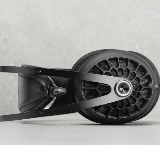 MEZE AUDIO 105AER > Ear Fidelity recenzija