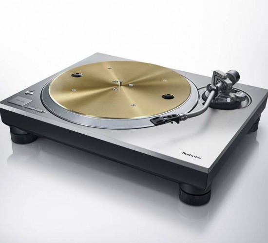 TECHNICS širi svojo ponudbo gramofonov z izjemno tehnologijo ΔΣ-Drive (Delta Sigma Drive) in predstavlja model SL-1300G kot novi standard hi-fi gramofona v svojem Grand Class razredu