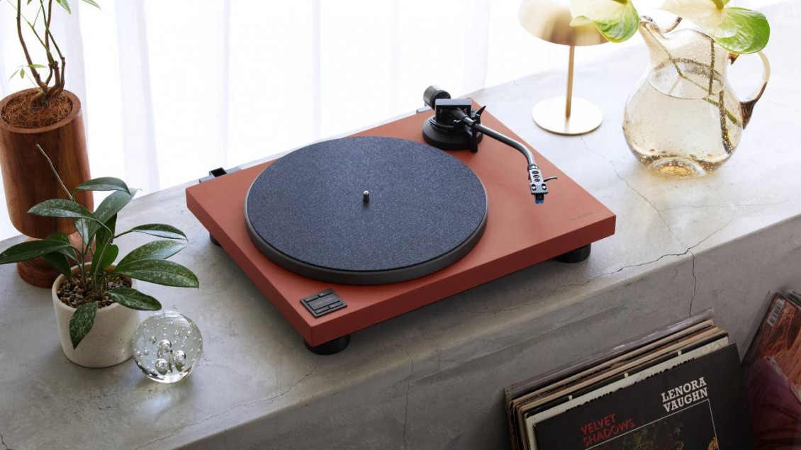TECHNICS Unveils the New SL-40CBT Direct Drive Turntable at IFA Berlin 2025