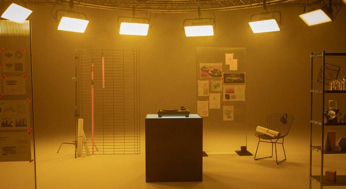 AUTOMOBILI LAMBORGHINI AND TECHNICS PRESENT THE DIRECT DRIVE TURNTABLE SYSTEM SL-1200M7B