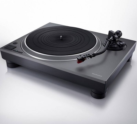 TECHNICS SL-1500CS > Gramofon, ki prepiše pravila razmerja med ceno in zvočno kakovostjo